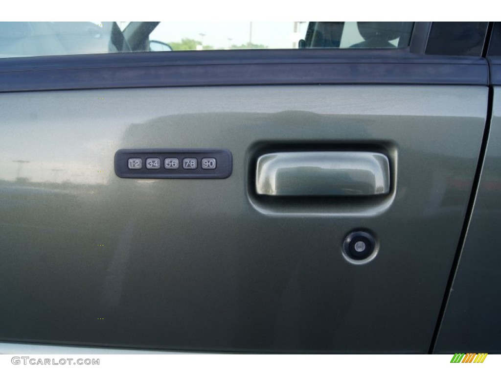 2002 Explorer Sport Trac  - Estate Green Metallic / Medium Prairie Tan photo #30