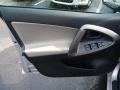 Classic Silver Metallic - RAV4 4WD Photo No. 14
