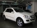 Arctic White - ML 350 4Matic Photo No. 1