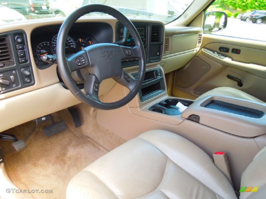 2006 Tahoe LT 4x4 - Sport Red Metallic / Tan/Neutral photo #30