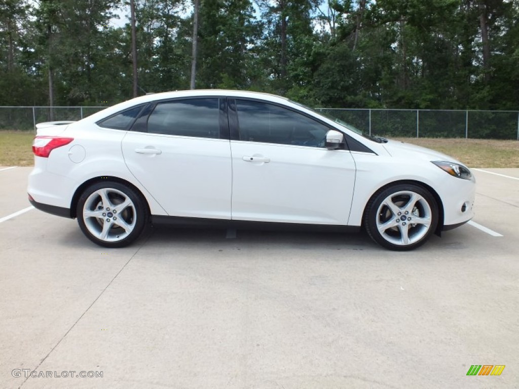 2012 Focus Titanium Sedan - White Platinum Tricoat Metallic / Charcoal Black photo #2