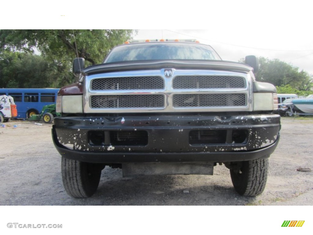 2002 Ram 3500 SLT Quad Cab 4x4 Dually - Dark Garnet Red Pearlcoat / Agate photo #1