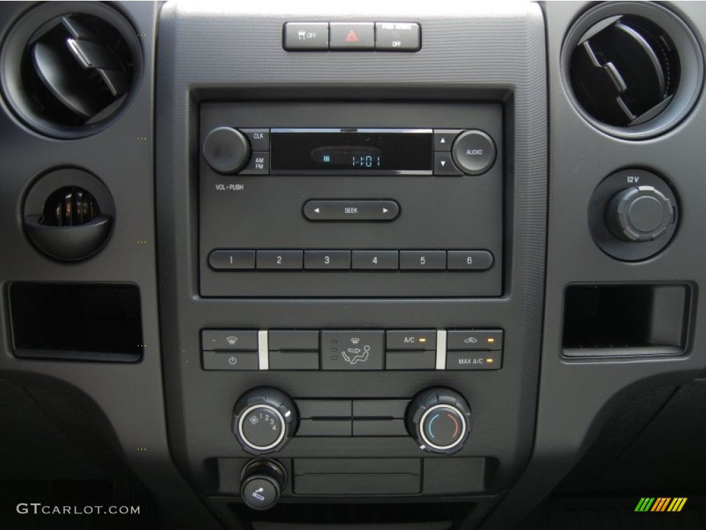 2012 Ford F150 XL Regular Cab Controls Photo #64675653