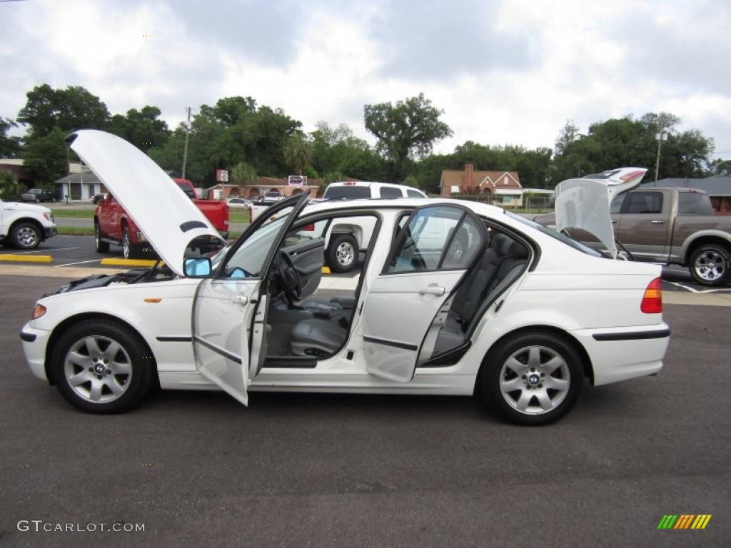 2003 3 Series 325i Sedan - Alpine White / Grey photo #24