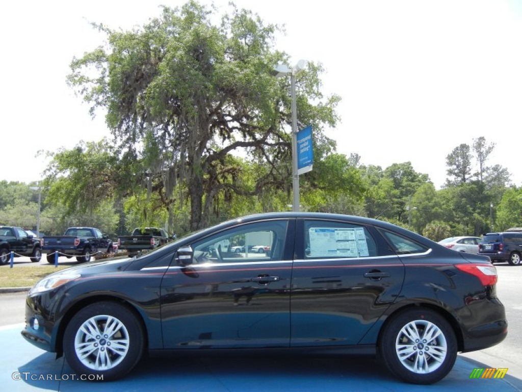 2012 Focus SEL Sedan - Tuxedo Black Metallic / Charcoal Black photo #2