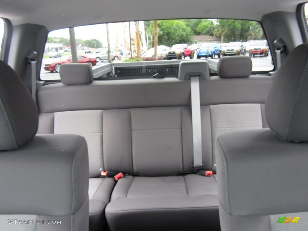 2006 F150 XLT SuperCrew - Silver Metallic / Medium Flint photo #39