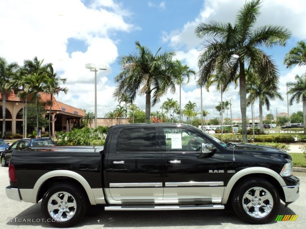 2010 Ram 1500 Laramie Crew Cab - Brilliant Black Crystal Pearl / Dark Slate Gray photo #5