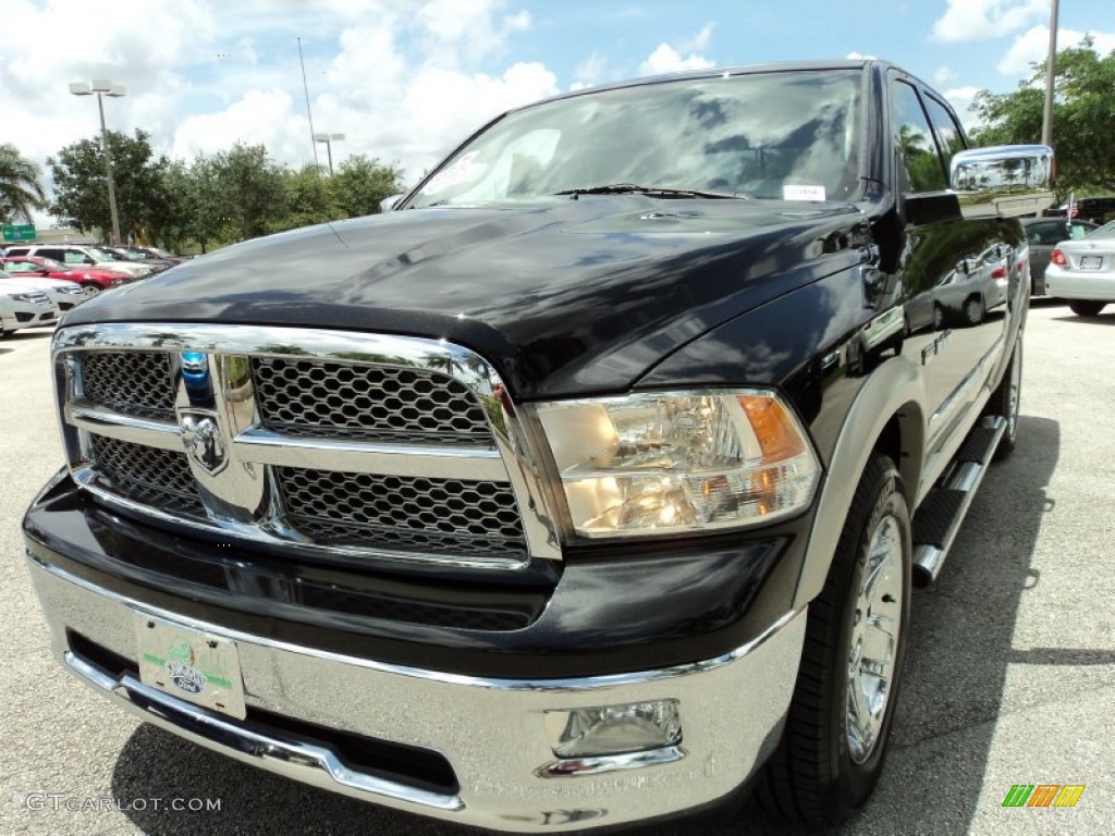 2010 Ram 1500 Laramie Crew Cab - Brilliant Black Crystal Pearl / Dark Slate Gray photo #16