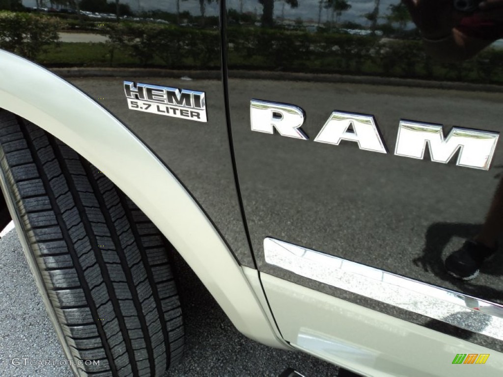 2010 Ram 1500 Laramie Crew Cab - Brilliant Black Crystal Pearl / Dark Slate Gray photo #35