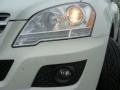 Arctic White - ML 350 4Matic Photo No. 25