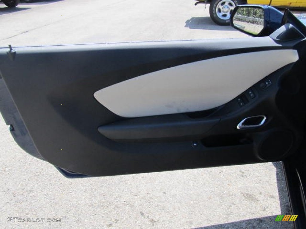 2012 Chevrolet Camaro LT/RS Coupe Beige Door Panel Photo #64680764
