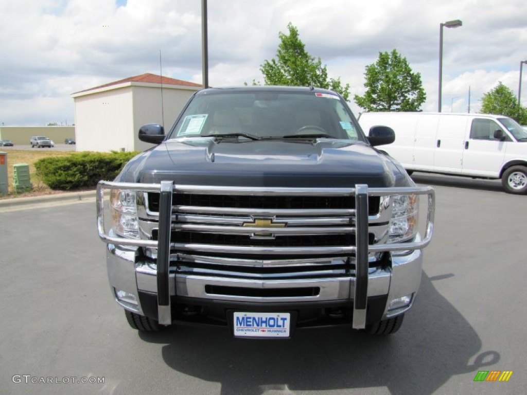 2010 Silverado 2500HD LTZ Extended Cab 4x4 - Imperial Blue Metallic / Light Cashmere/Dark Cashmere photo #2