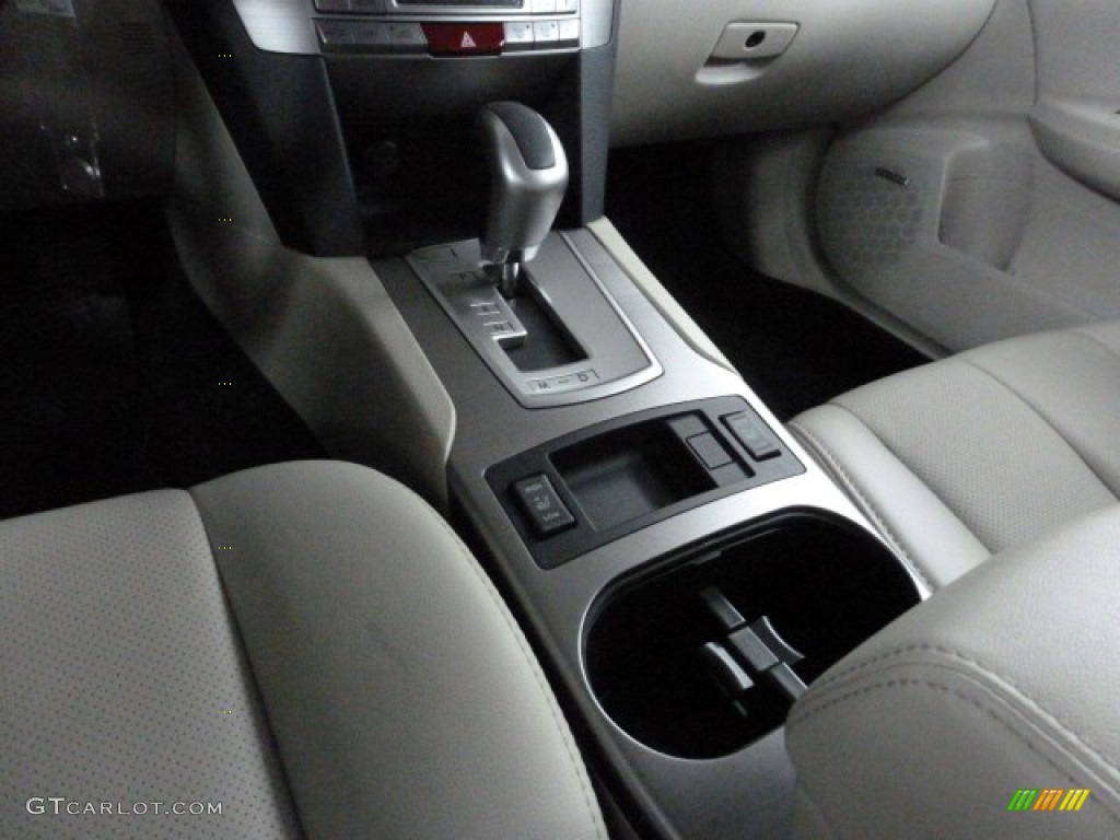 2011 Subaru Outback 2.5i Limited Wagon Lineartronic CVT Automatic Transmission Photo #64682816