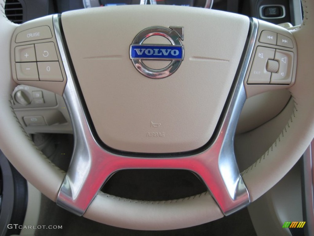 2011 Volvo XC60 3.2 AWD Steering Wheel Photos