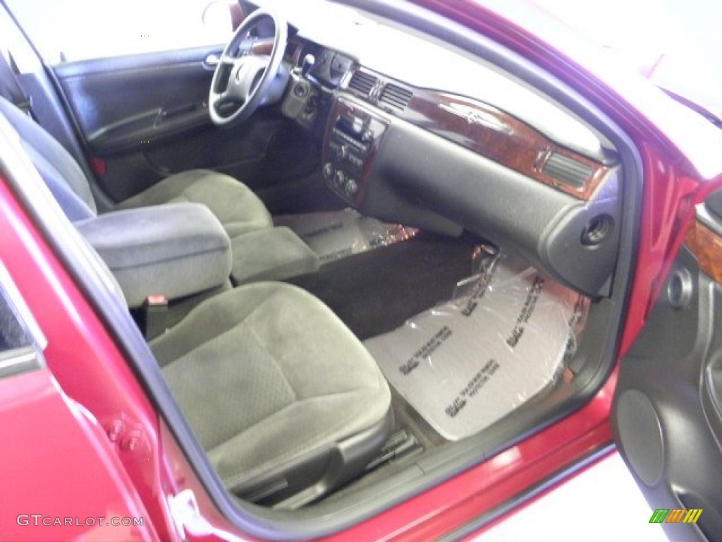 2006 Impala LS - Sport Red Metallic / Ebony Black photo #24