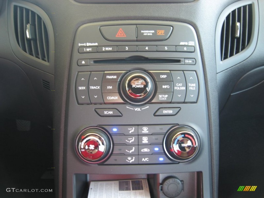 2012 Hyundai Genesis Coupe 3.8 R-Spec Controls Photos