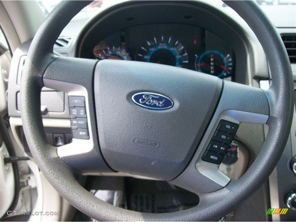 2011 Fusion SE V6 - White Suede / Medium Light Stone photo #13