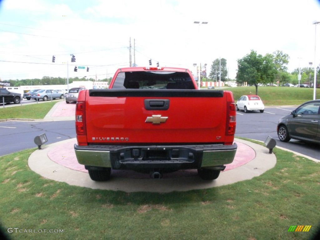 2008 Silverado 1500 LT Crew Cab 4x4 - Victory Red / Ebony photo #4