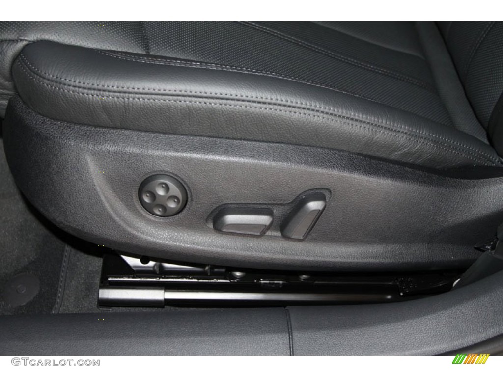 2012 A6 3.0T quattro Sedan - Brilliant Black / Black photo #22