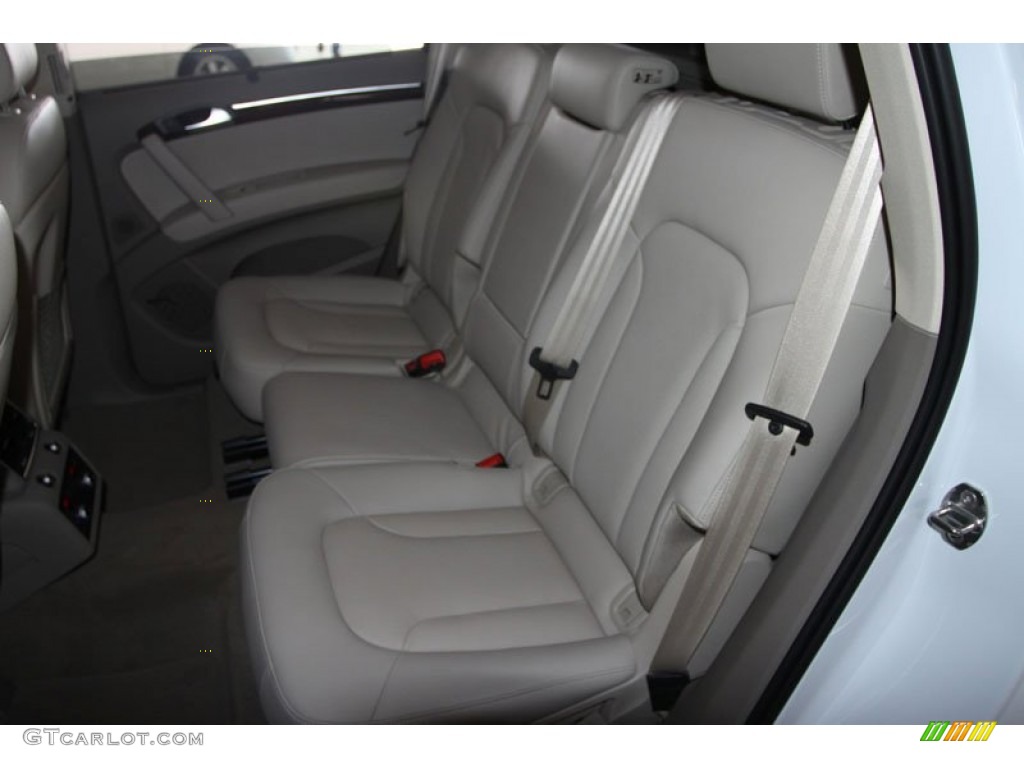2012 Audi Q7 3.0 TFSI quattro Rear Seat Photo #64697959