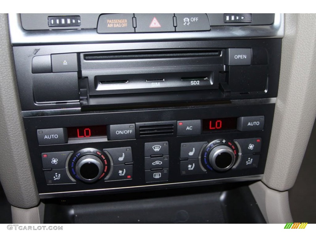 2012 Audi Q7 3.0 TFSI quattro Controls Photo #64698063