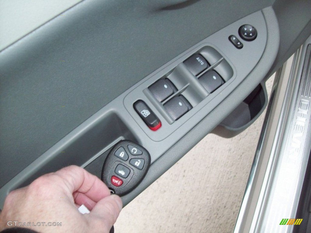 2012 Malibu LT - Silver Ice Metallic / Titanium photo #5