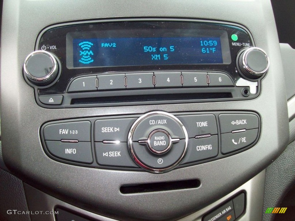 2012 Sonic LT Hatch - Silver Ice Metallic / Jet Black/Dark Titanium photo #8