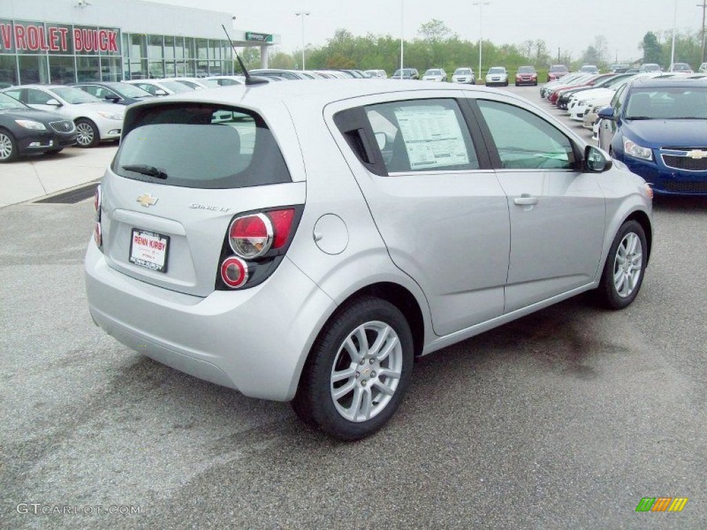 2012 Sonic LT Hatch - Silver Ice Metallic / Jet Black/Dark Titanium photo #12