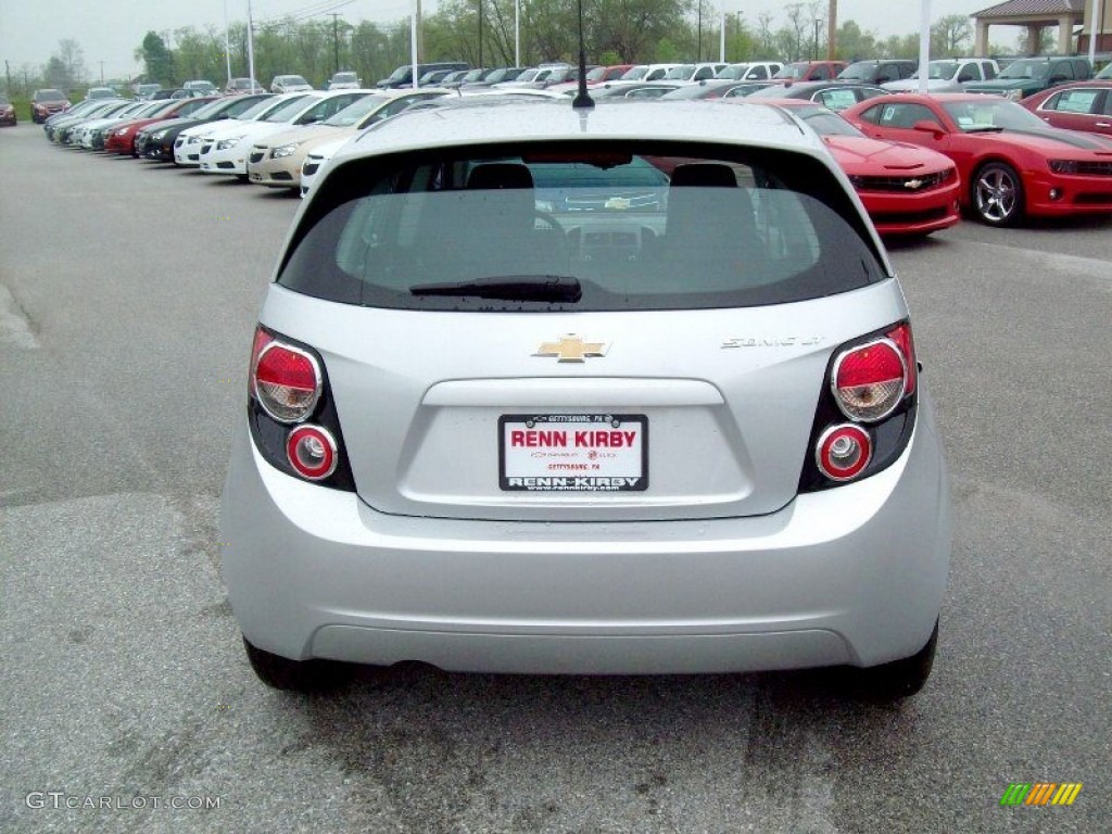 2012 Sonic LT Hatch - Silver Ice Metallic / Jet Black/Dark Titanium photo #14