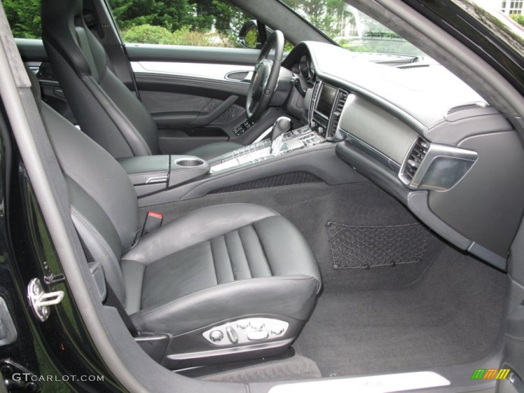 Black Interior 2011 Porsche Panamera Turbo Photo #64702167