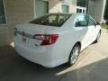 Super White - Camry Hybrid XLE Photo No. 2