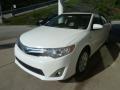 Super White - Camry Hybrid XLE Photo No. 5