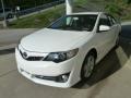 Super White - Camry SE Photo No. 5