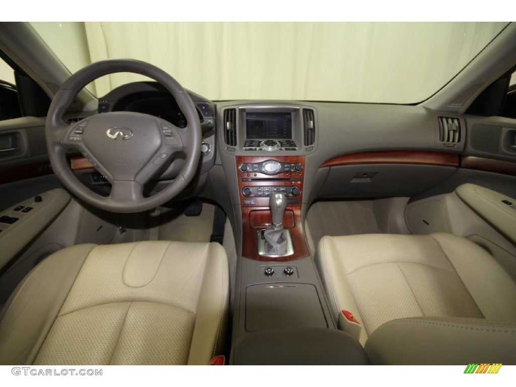 2009 Infiniti G 37 Sedan Wheat Dashboard Photo #64705548