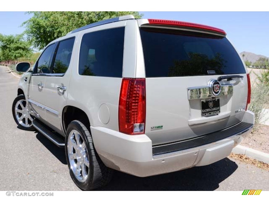 2011 Escalade  - Gold Mist Metallic / Cashmere/Cocoa photo #14