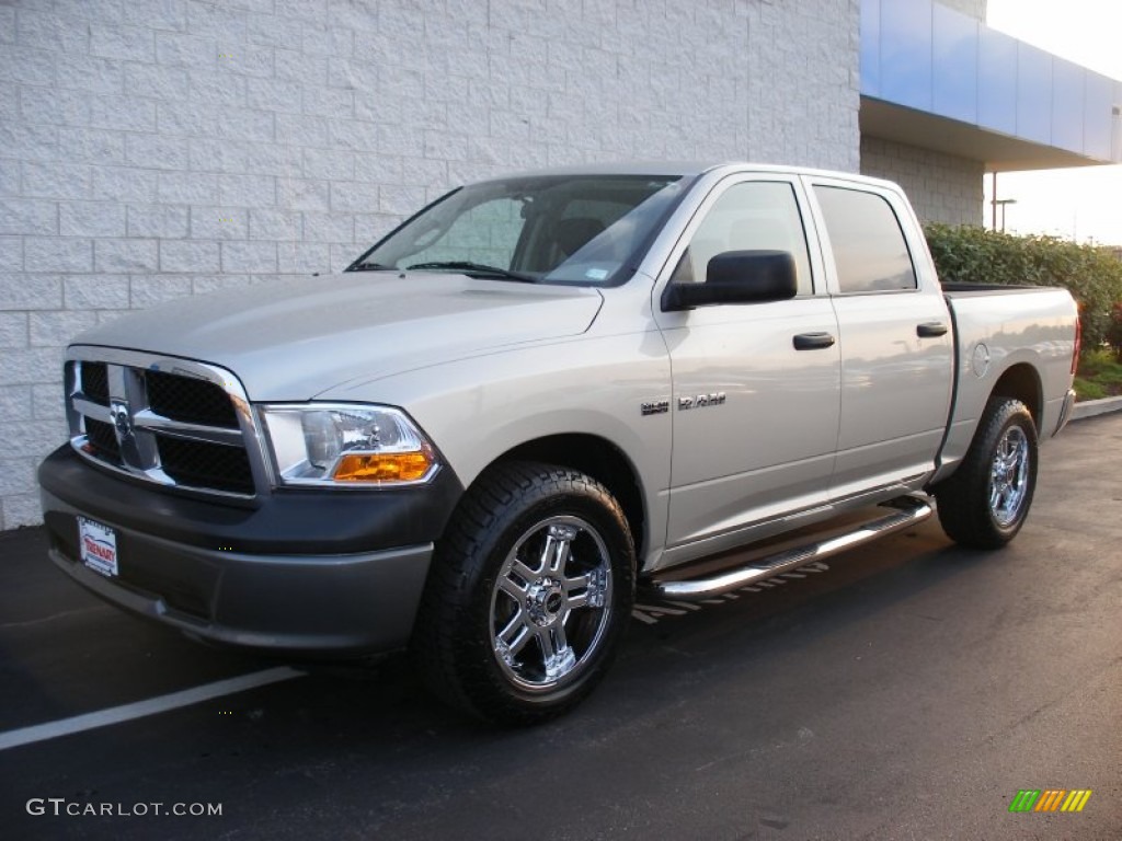 2010 Ram 1500 SLT Crew Cab 4x4 - Bright Silver Metallic / Dark Slate/Medium Graystone photo #1