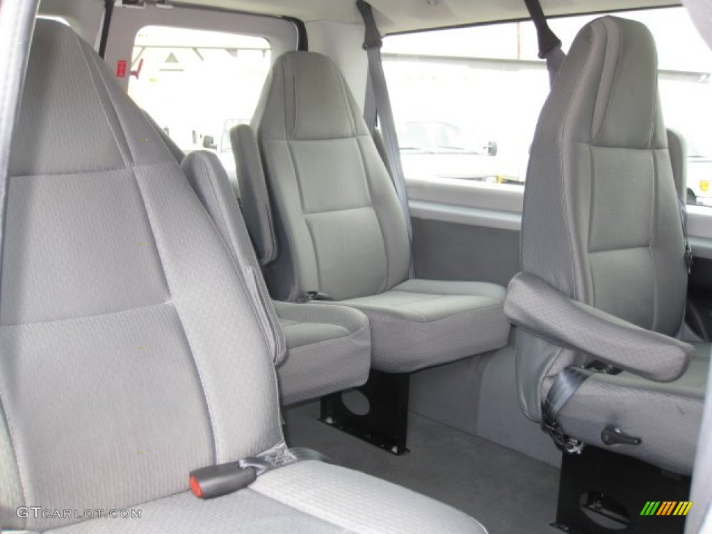 2007 E Series Van E350 Super Duty Passenger - Oxford White / Medium Flint Grey photo #8