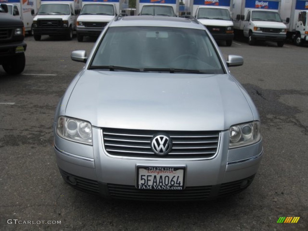 2003 Passat GLS Wagon - Reflex Silver Metallic / Grey photo #2