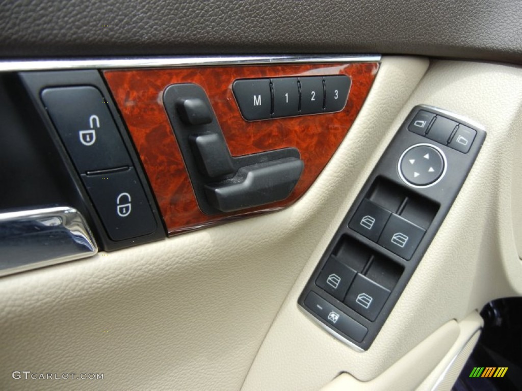 2011 Mercedes-Benz C 300 Sport Controls Photo #64719714