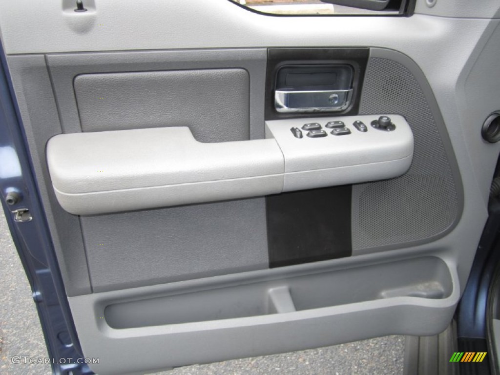 2004 F150 XLT SuperCrew 4x4 - Medium Wedgewood Blue Metallic / Medium/Dark Flint photo #22