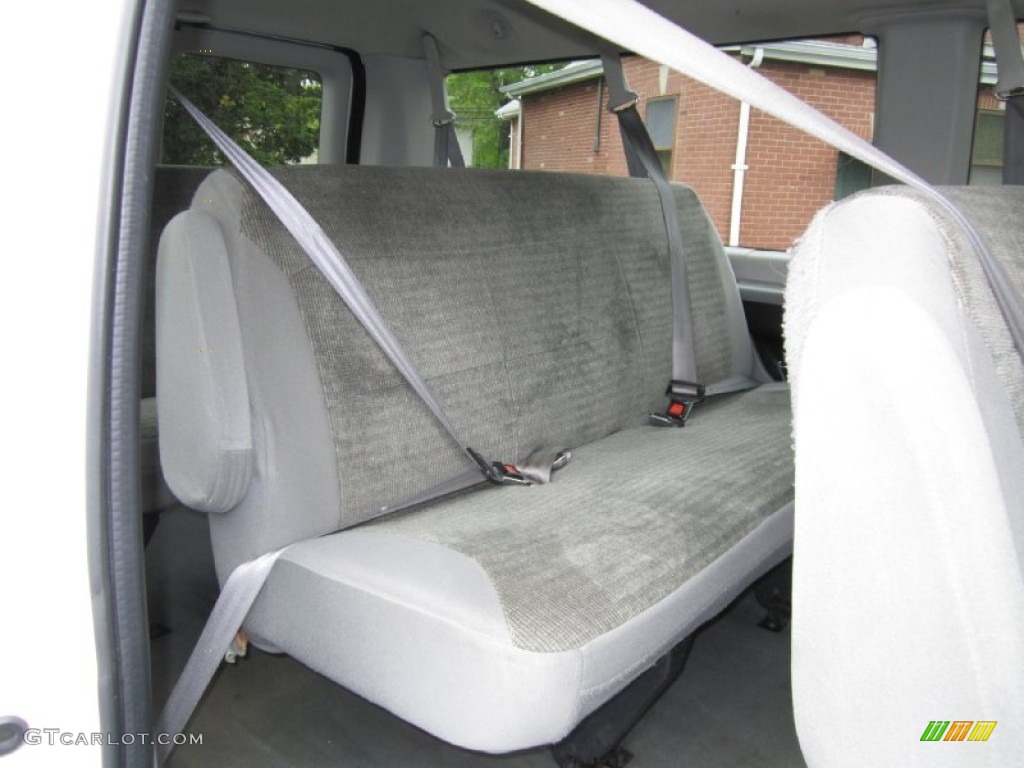 2004 Ford E Series Van E350 Super Duty XLT Passenger Rear Seat Photo #64724571