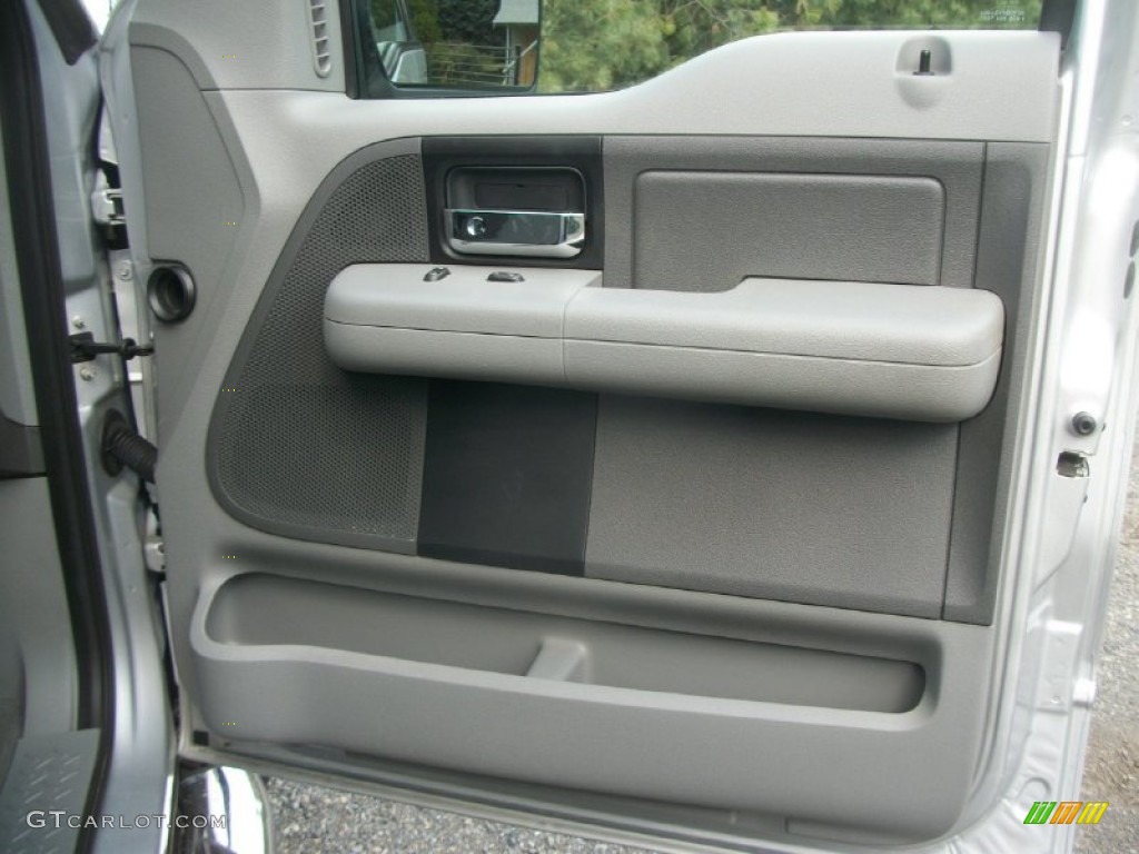 2006 F150 XLT SuperCrew 4x4 - Silver Metallic / Medium/Dark Flint photo #25