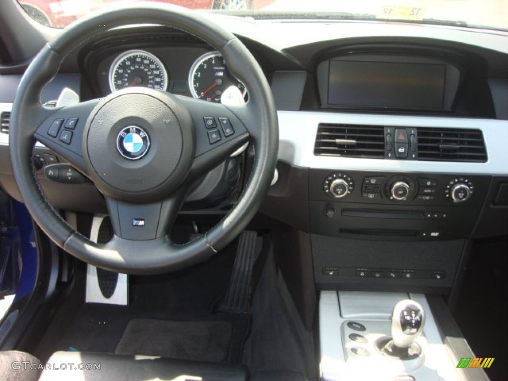 2006 BMW M5 Standard M5 Model Black Steering Wheel Photo #64727322