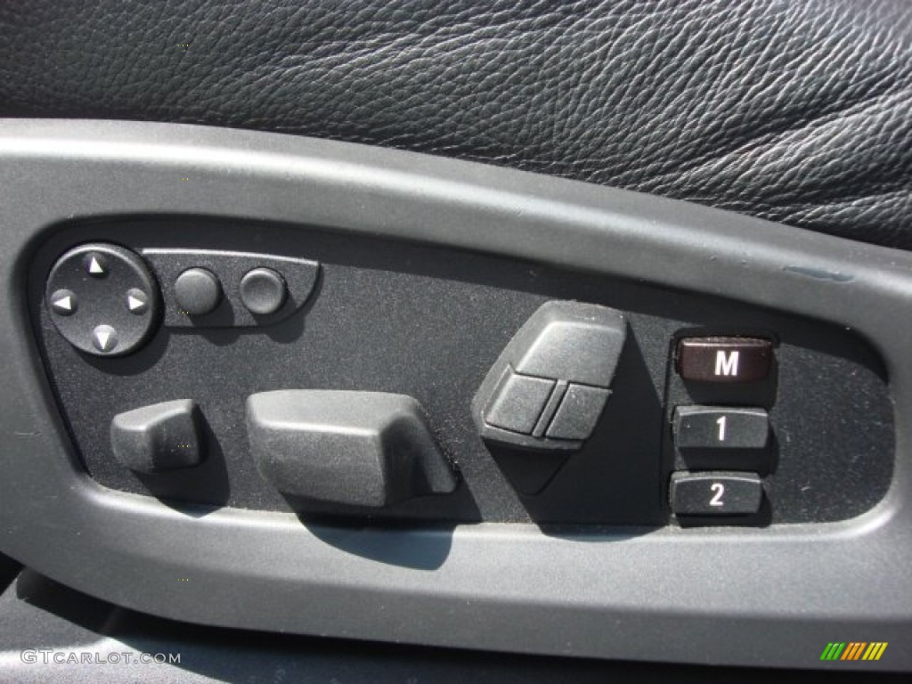 2006 BMW M5 Standard M5 Model Controls Photo #64727337