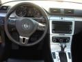Deep Black - Passat Komfort Sedan Photo No. 11
