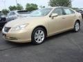 Golden Almond Metallic - ES 350 Photo No. 6