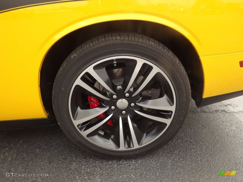 2012 Dodge Challenger SRT8 Yellow Jacket Wheel Photo #64735743