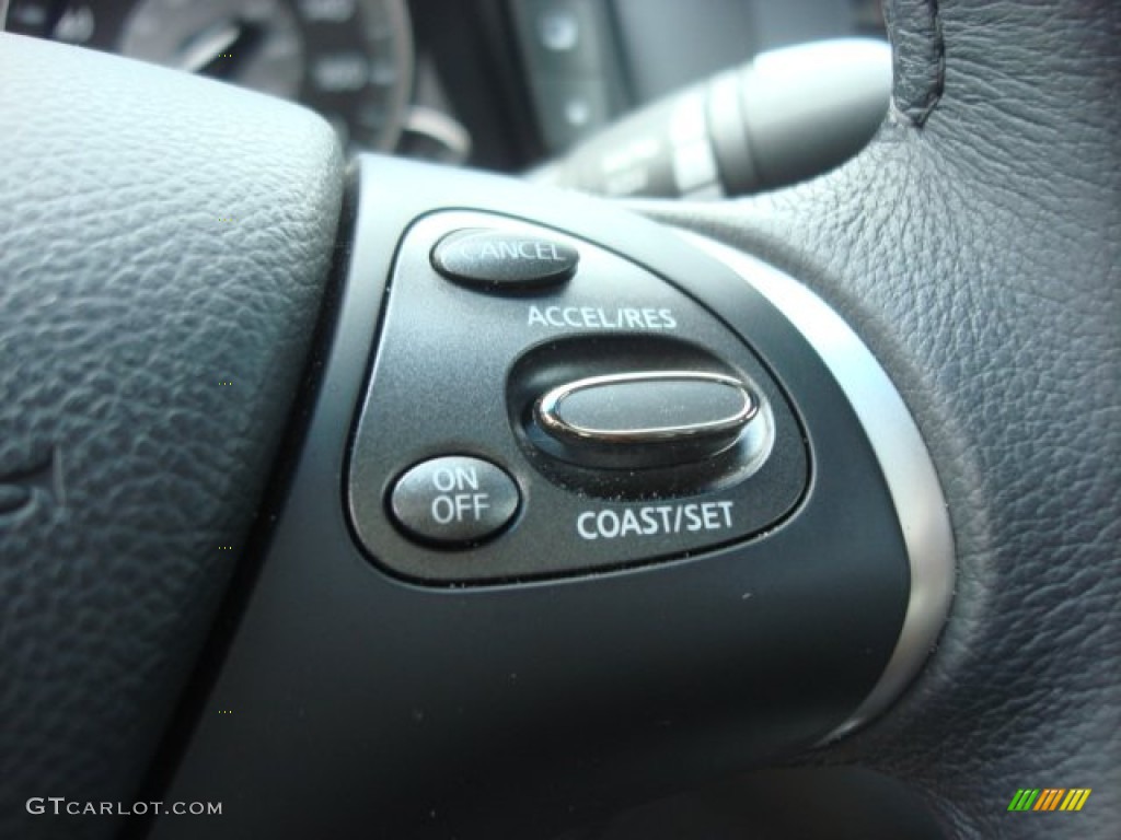 2011 Infiniti M 37 Sedan Controls Photo #64736985