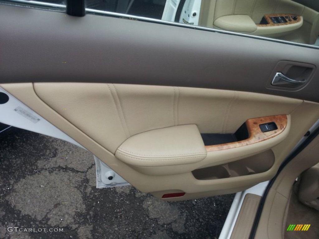 2003 Accord EX V6 Sedan - Taffeta White / Ivory photo #13