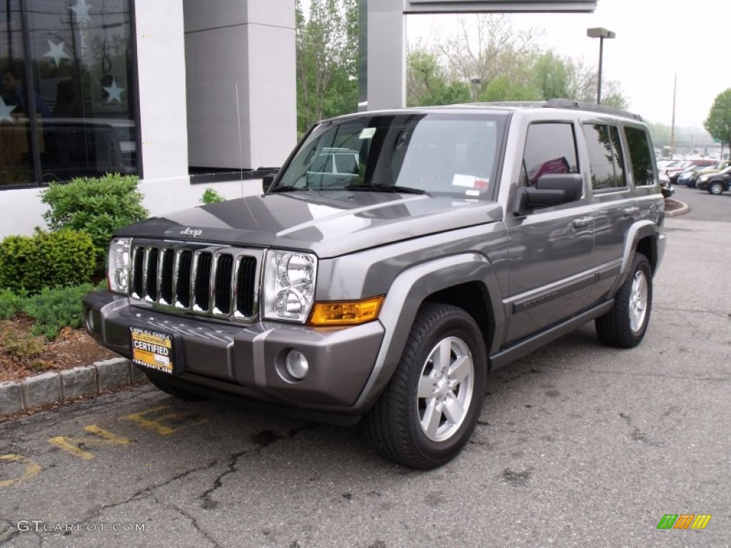 Mineral Gray Metallic Jeep Commander